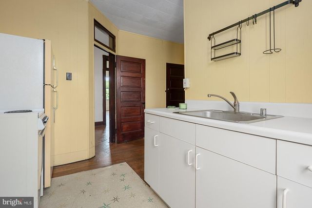 2744 E BALTIMORE ST, Baltimore, MD 21224