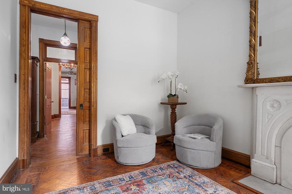 Image 10 of property listing at 2744 E BALTIMORE ST, Baltimore, MD 21224