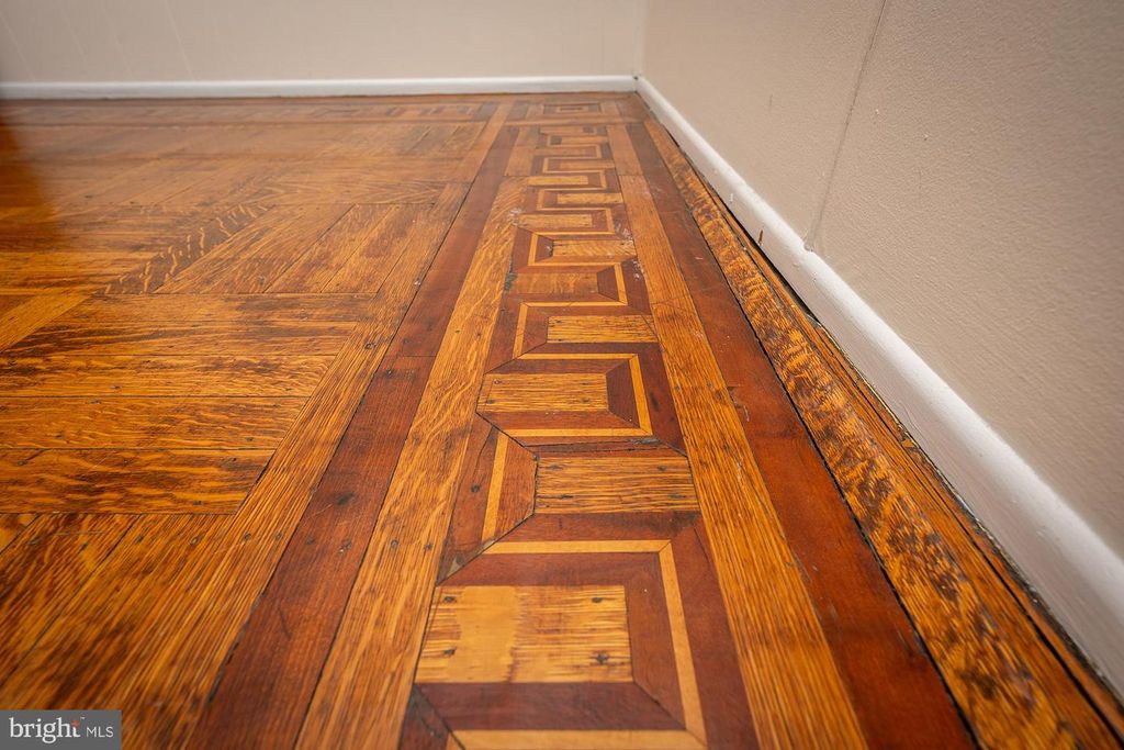 Image 15 of property listing at 2744 E BALTIMORE ST, Baltimore, MD 21224