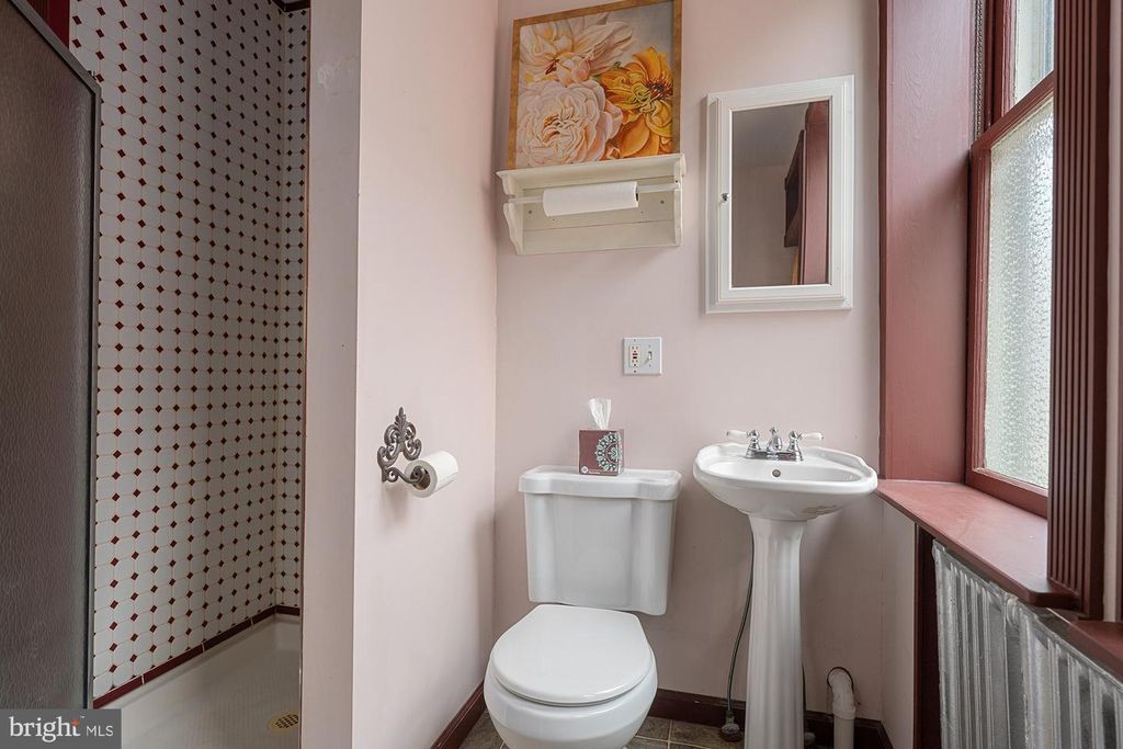 Image 27 of property listing at 2744 E BALTIMORE ST, Baltimore, MD 21224