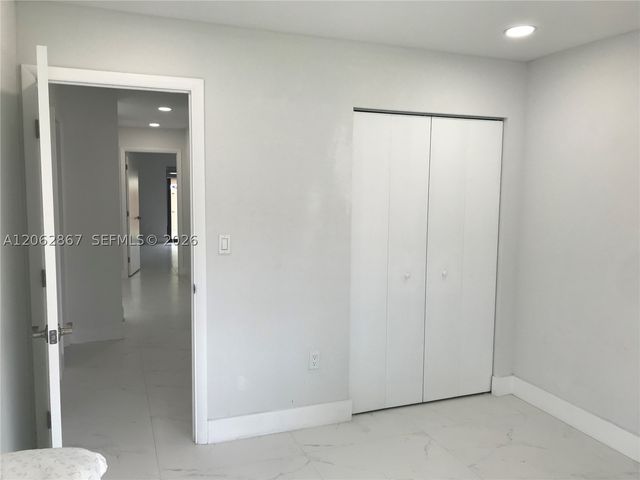 6651 NW 173rd Ln 6651, Hialeah, FL 33015