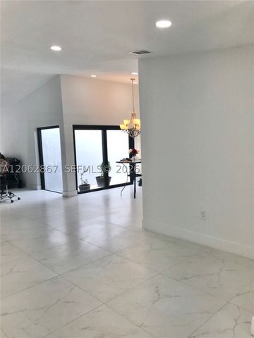 6651 NW 173rd Ln 6651, Hialeah, FL 33015
