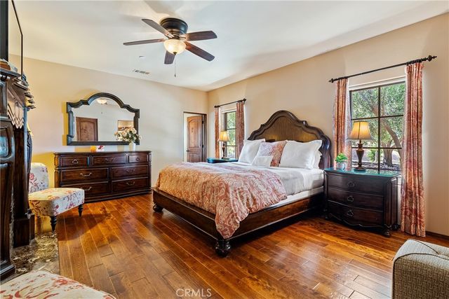 725 Spring Creek Way, Templeton, CA 93465