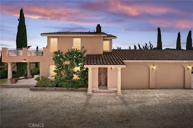 725 Spring Creek Way, Templeton, CA 93465