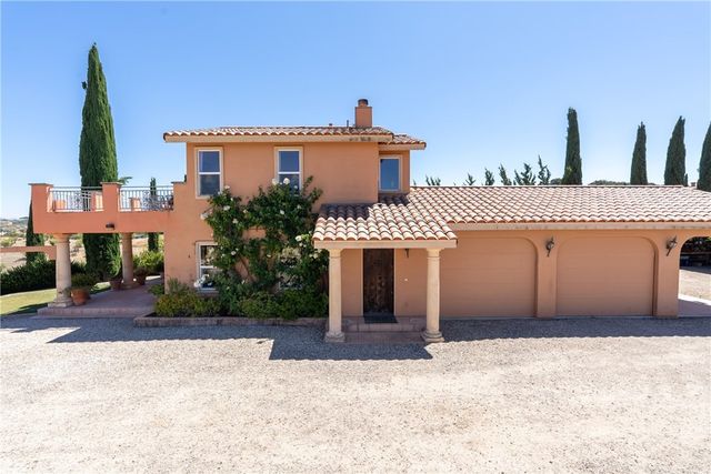 725 Spring Creek Way, Templeton, CA 93465