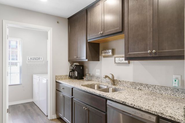2964 Vineyards Parkway, 4, Branson, MO 65616