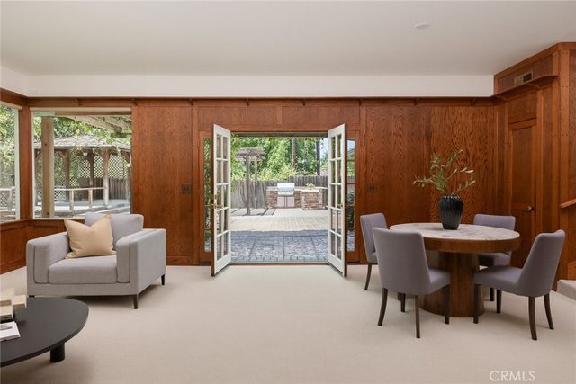 1060 W Leadora Avenue, Glendora, CA 91741