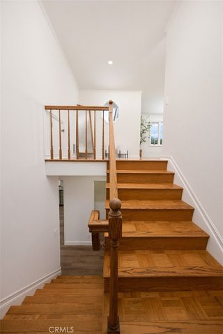1060 W Leadora Avenue, Glendora, CA 91741