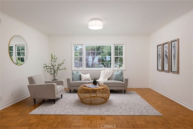 1060 W Leadora Avenue, Glendora, CA 91741