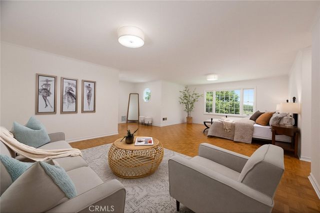 1060 W Leadora Avenue, Glendora, CA 91741