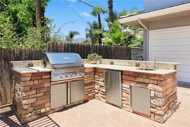 1060 W Leadora Avenue, Glendora, CA 91741