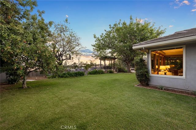 1060 W Leadora Avenue, Glendora, CA 91741