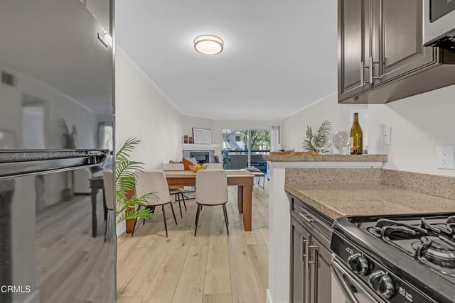 5500 Owensmouth Avenue 104, Los Angeles, CA 91367