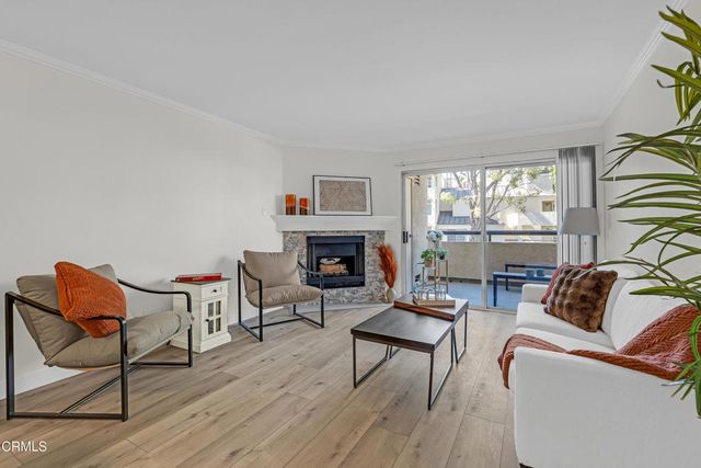 5500 Owensmouth Avenue 104, Los Angeles, CA 91367