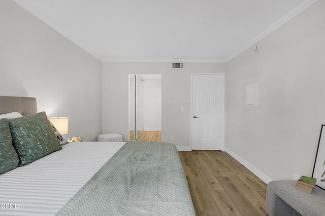 5500 Owensmouth Avenue 104, Los Angeles, CA 91367