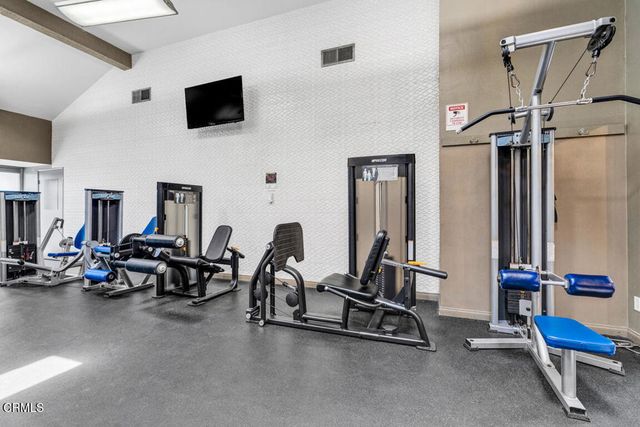 5500 Owensmouth Avenue 104, Los Angeles, CA 91367