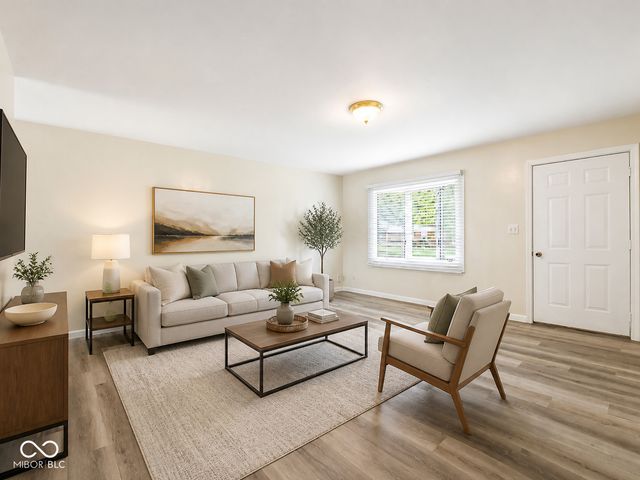 7910 Souter Drive, Indianapolis, IN 46219