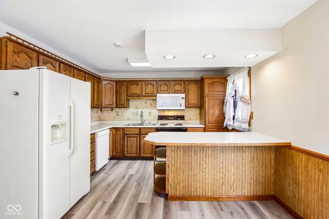 7910 Souter Drive, Indianapolis, IN 46219