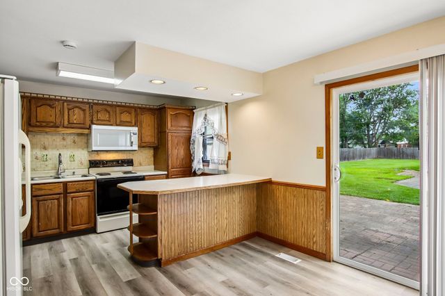 7910 Souter Drive, Indianapolis, IN 46219