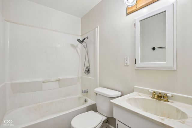 7910 Souter Drive, Indianapolis, IN 46219