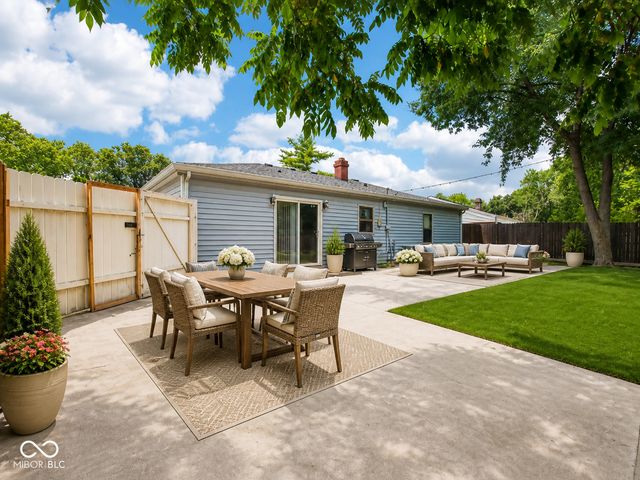7910 Souter Drive, Indianapolis, IN 46219