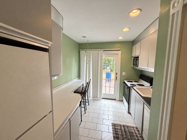 747 Front St 1, Weymouth, MA 02188