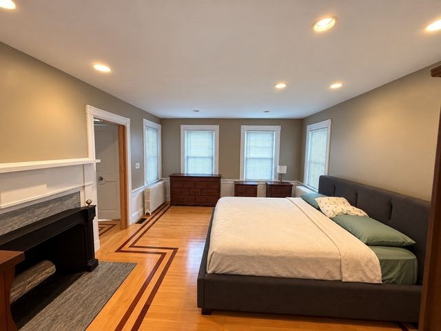 747 Front St 1, Weymouth, MA 02188