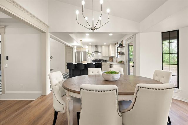 839 E Burr Oak Road, Norman, OK 73072