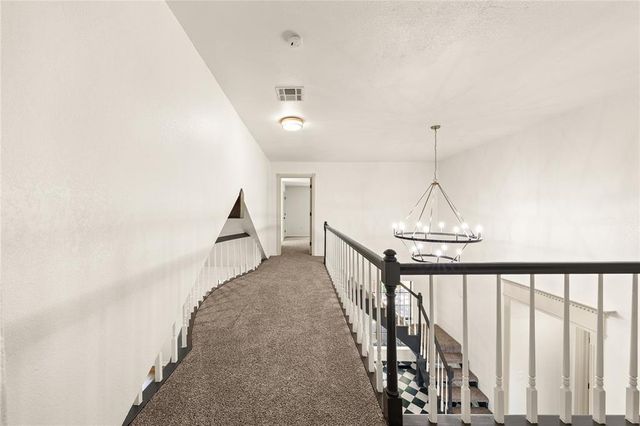839 E Burr Oak Road, Norman, OK 73072