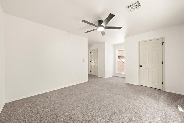 839 E Burr Oak Road, Norman, OK 73072