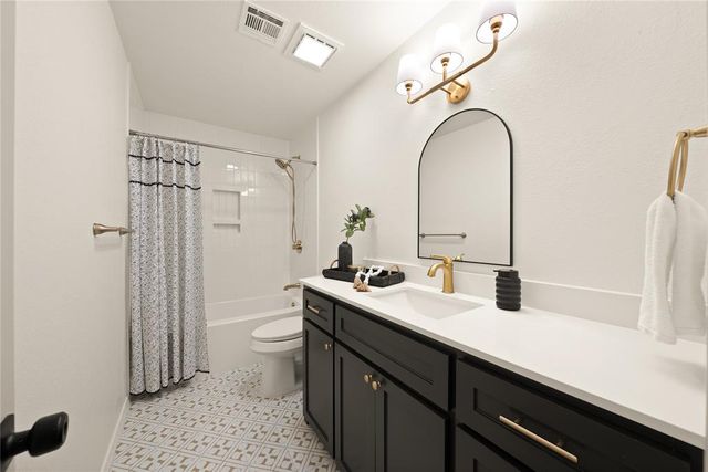 839 E Burr Oak Road, Norman, OK 73072