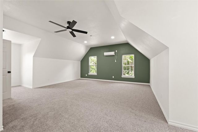 839 E Burr Oak Road, Norman, OK 73072