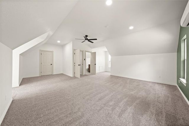 839 E Burr Oak Road, Norman, OK 73072