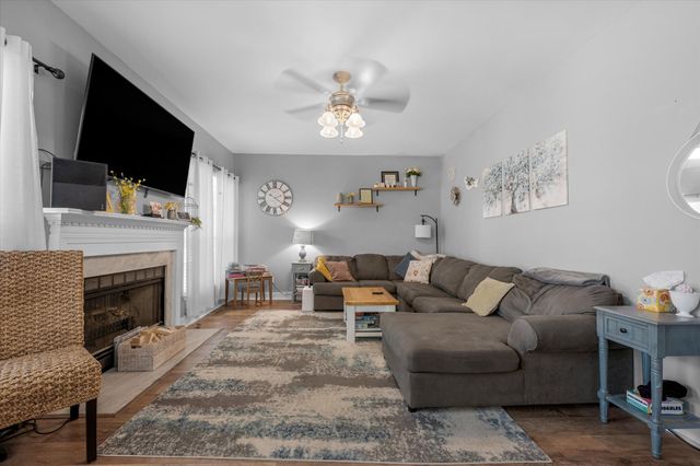 2601 Windsor Ln, Old Hickory, TN 37138