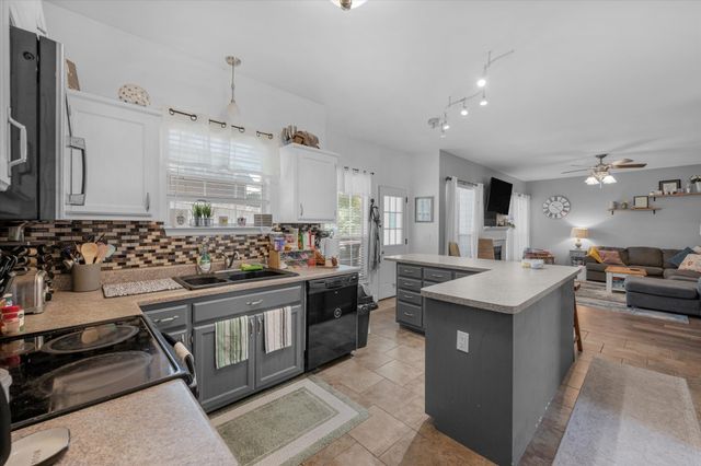 2601 Windsor Ln, Old Hickory, TN 37138