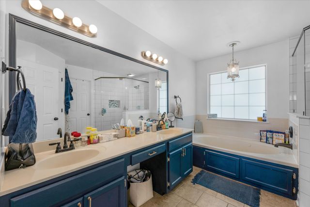 2601 Windsor Ln, Old Hickory, TN 37138