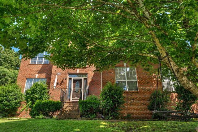 2601 Windsor Ln, Old Hickory, TN 37138
