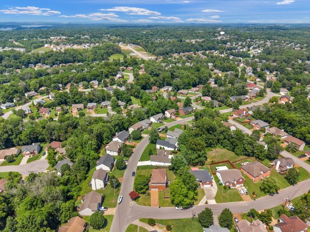 2601 Windsor Ln, Old Hickory, TN 37138