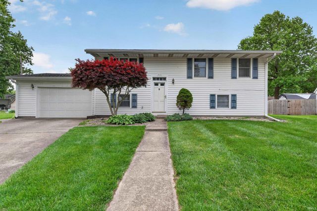 1613 AUGUSTA Court, Kokomo, IN 46902