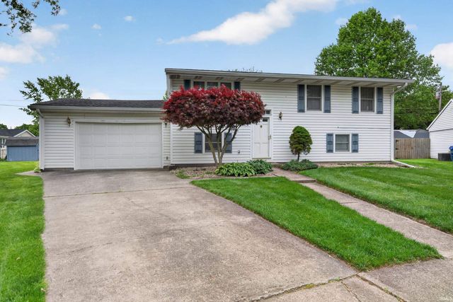 1613 AUGUSTA Court, Kokomo, IN 46902