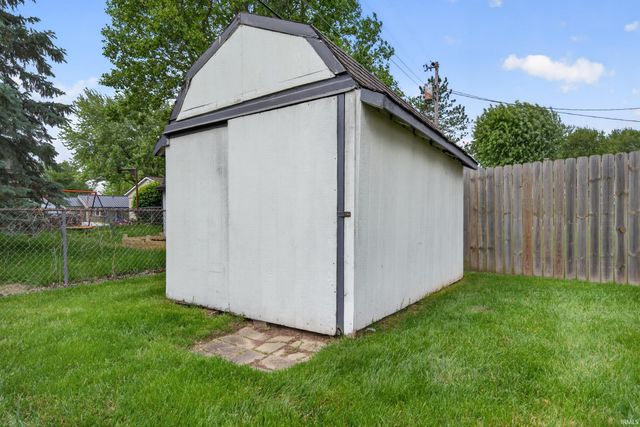 1613 AUGUSTA Court, Kokomo, IN 46902