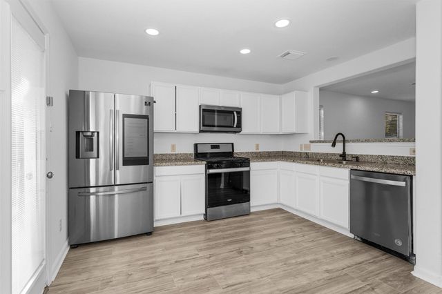 310 Remington Creek Drive, Houston, TX 77073