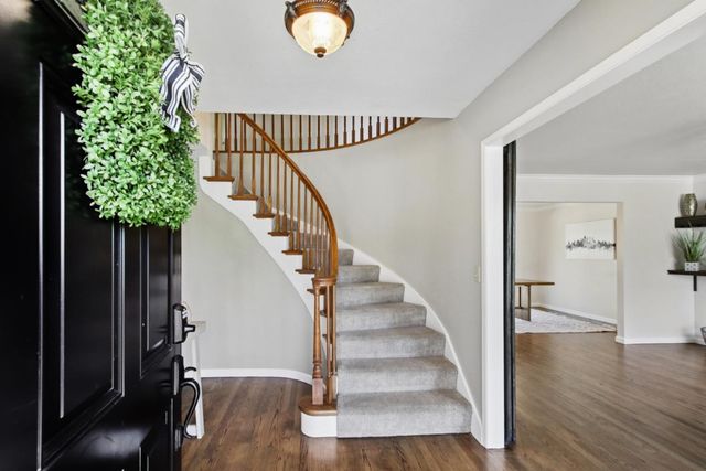 4921 Olive Oak Way, Carmichael, CA 95608