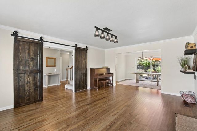 4921 Olive Oak Way, Carmichael, CA 95608