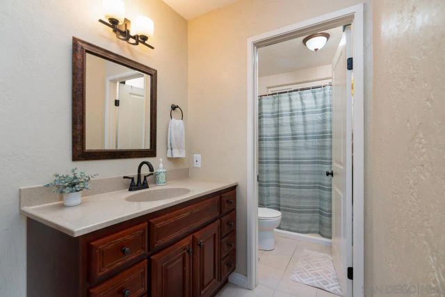9563 Vista Secunda, San Diego, CA 92129