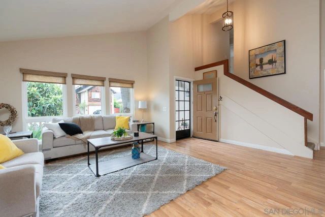 9563 Vista Secunda, San Diego, CA 92129