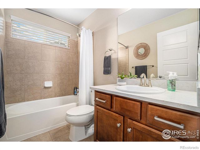 5622 Foxfire Street, Timnath, CO 80547