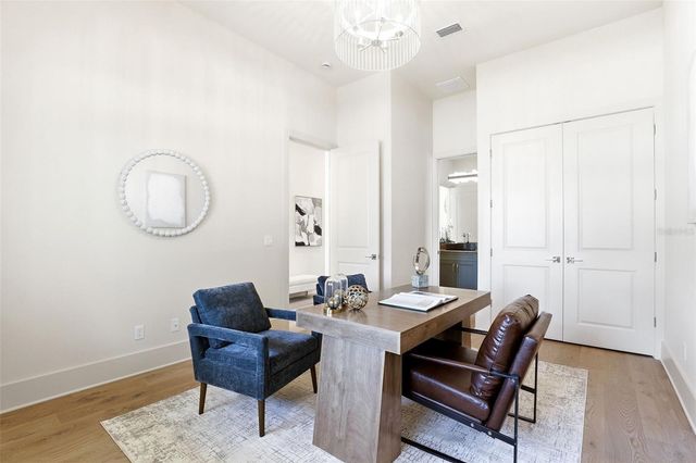 330 W PRINCETON STREET, Orlando, FL 32804