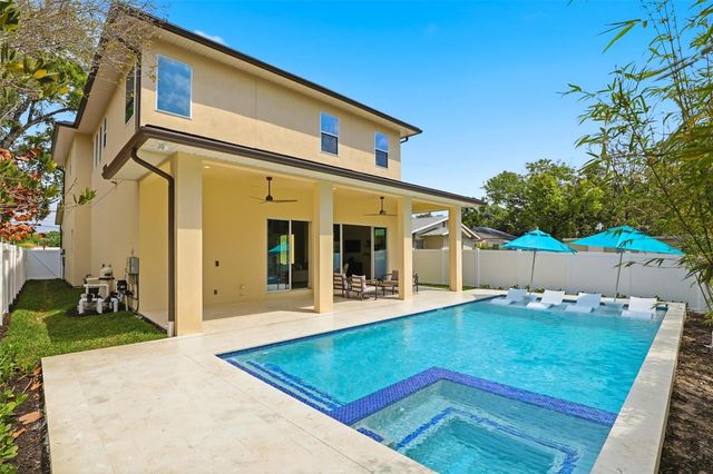 330 W PRINCETON STREET, Orlando, FL 32804