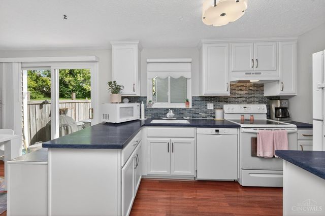 2859 Mossy Brink Court, Maineville, OH 45039